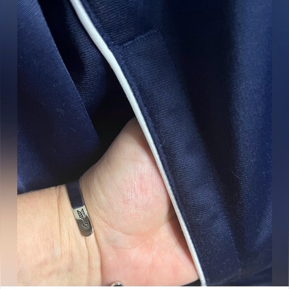 Nike Penn State collegiate Full ZIP Track jacket
Excellent condition mens Medium - Picture 6 of 9